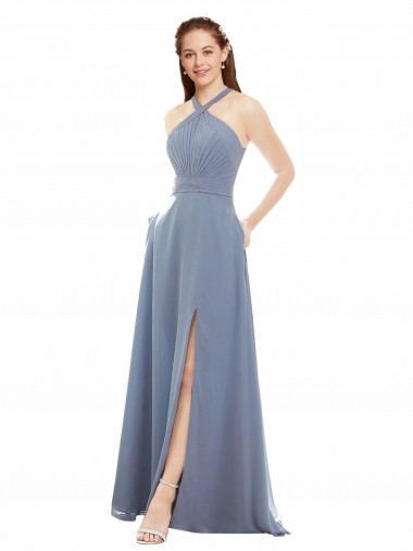 Azul polvoriento línea A Halter Cuello Alto Gasa Largo Vestidos de dama de honor Al Por Mayor