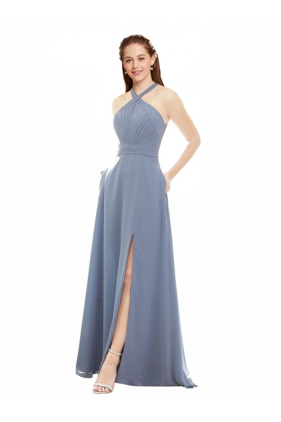 Azul polvoriento línea A Halter Cuello Alto Gasa Largo Vestidos de dama de honor Al Por Mayor