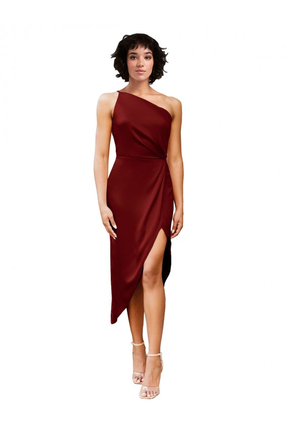Borgoña Cubierta Un Hombre Midi Satén elástico Corto Formales Vestidos de dama de honor / Vestidos de fiesta / Vestidos de cóctel Al Por Mayor