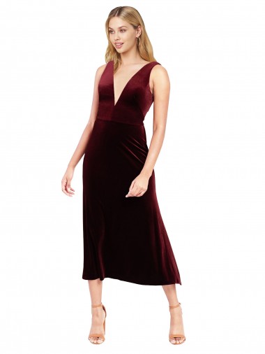 Borgoña línea A Cuello en V Midi Terciopelo Elástico Corto Vestidos de dama de honor / Vestidos de fiesta / Vestidos de cóctel Al Por Mayor