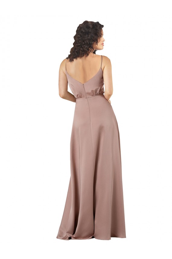 Rosa empolvado línea A Cuello en V Cuello de Corazón Satén sedoso Largo Formales Vestidos de dama de honor / Vestidos de noche Al Por Mayor