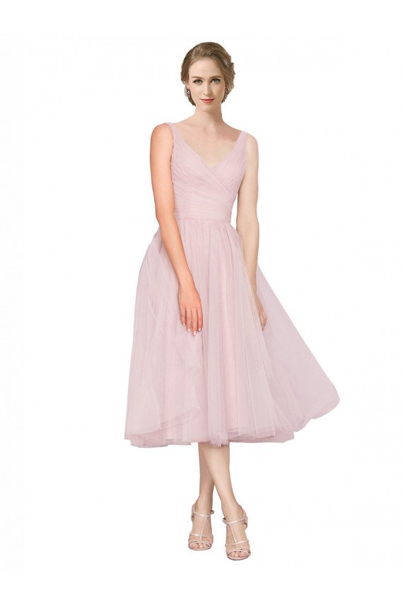 Rosa línea A Cuello en V Tul Corto Vestidos de dama de honor / Vestidos de cóctel / Vestidos para homecoming Al Por Mayor