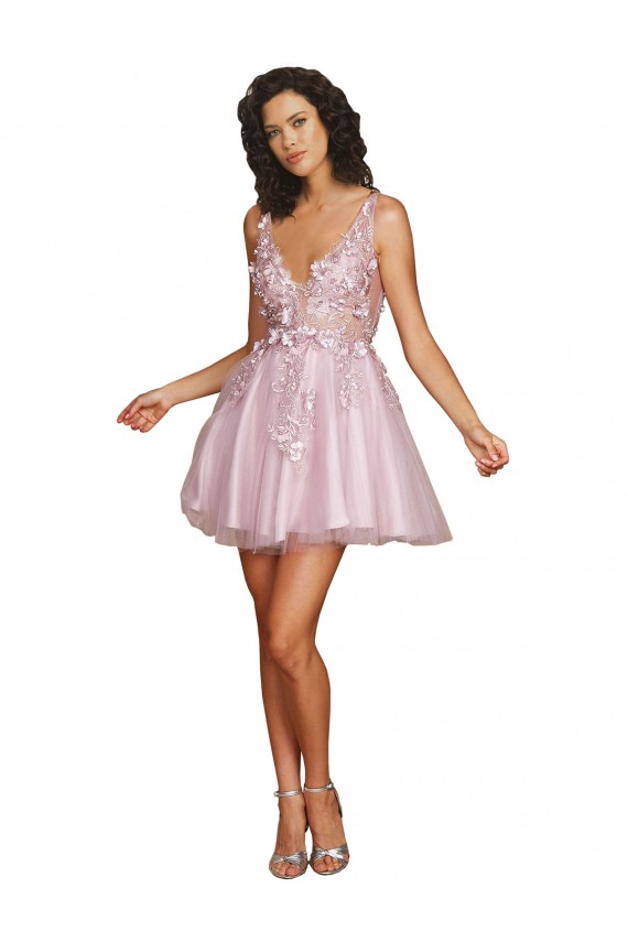línea A Cuello en V Corto Tul Corto Vestidos de dama de honor / Vestidos de cóctel / Vestidos para homecoming Al Por Mayor